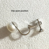 9-10mm Handpicked Ultra-Luster White Freshwater Cultured Pearl Clip-On Earrings — product view 4